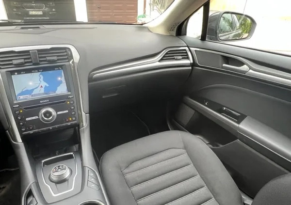 Ford Mondeo cena 72900 przebieg: 169780, rok produkcji 2019 z Gdańsk małe 301